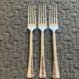 Bennett (Stainless) WALLACE Dinner Forks (3)